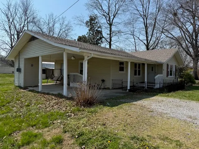 302 Ward Street, Energy, IL 62933 - #2