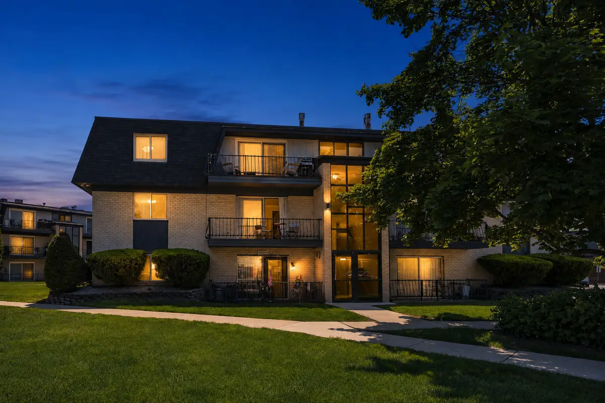 11124 S 84th Avenue #2A, Palos Hills, IL 60465 - #1