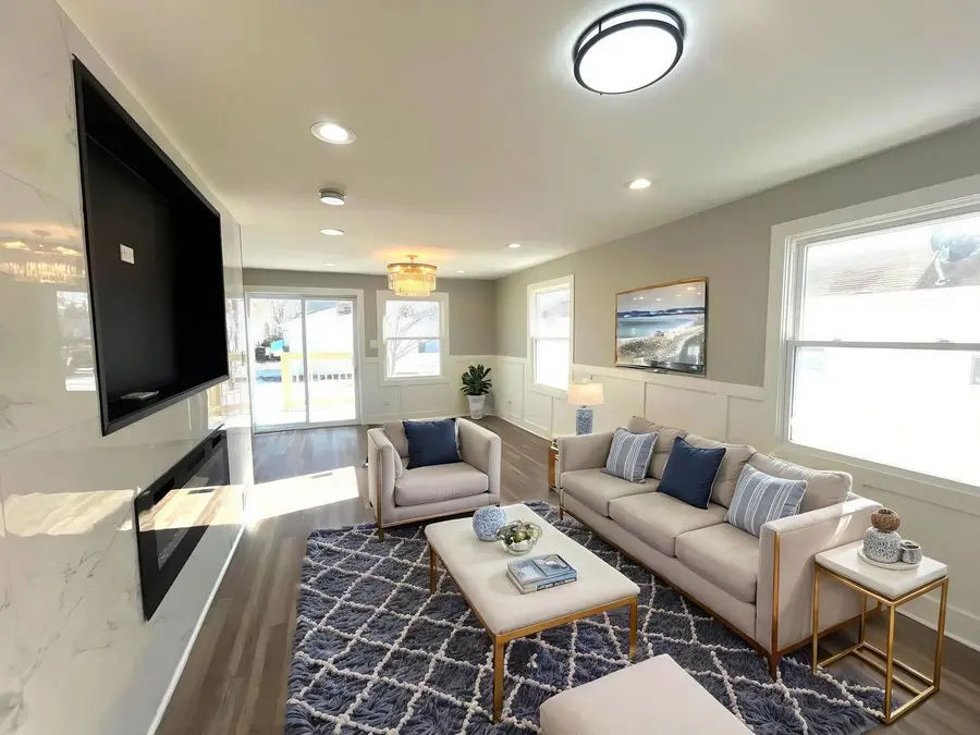 17855 Walter Street, Lansing, IL 60438 - #3