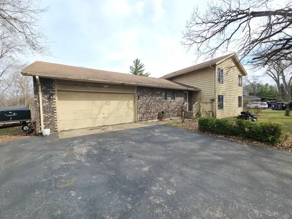 26189 N Geraldine Lane, Port Barrington, IL 60010