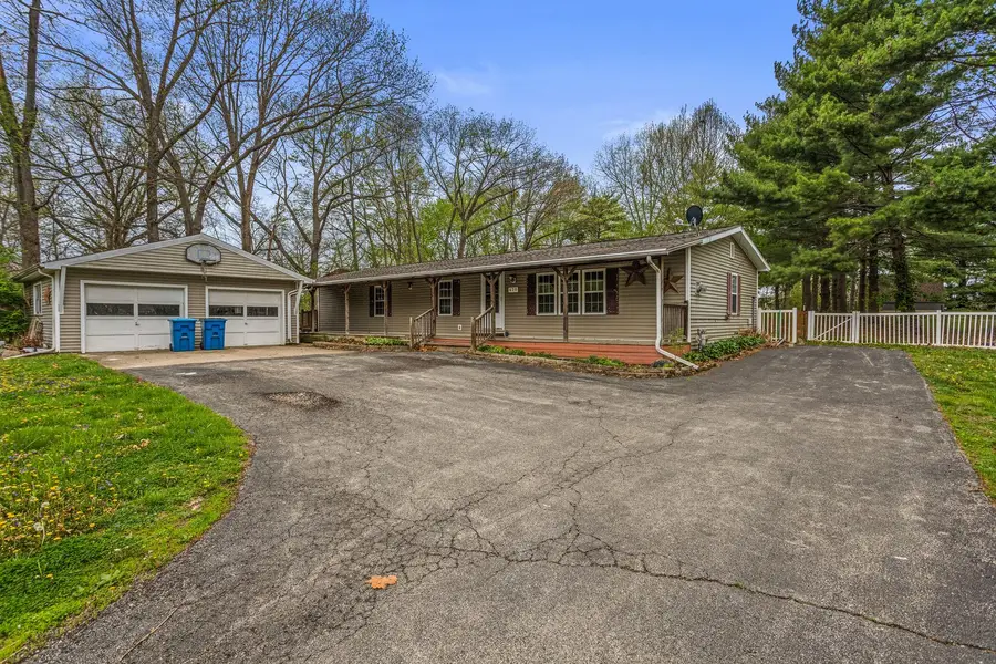 420 N Fisler Road, Monticello, IL 61856 - #2