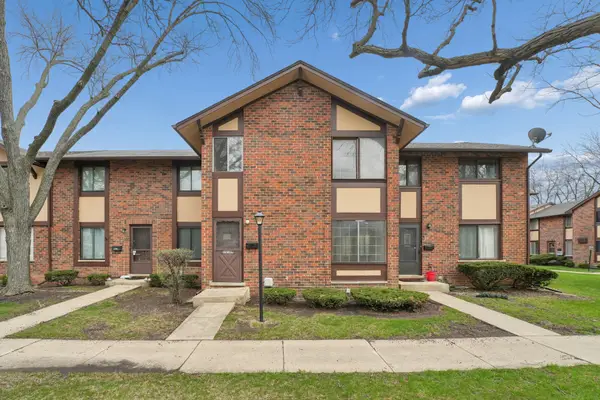 1S127 Stratford Lane, Villa Park, IL 60181