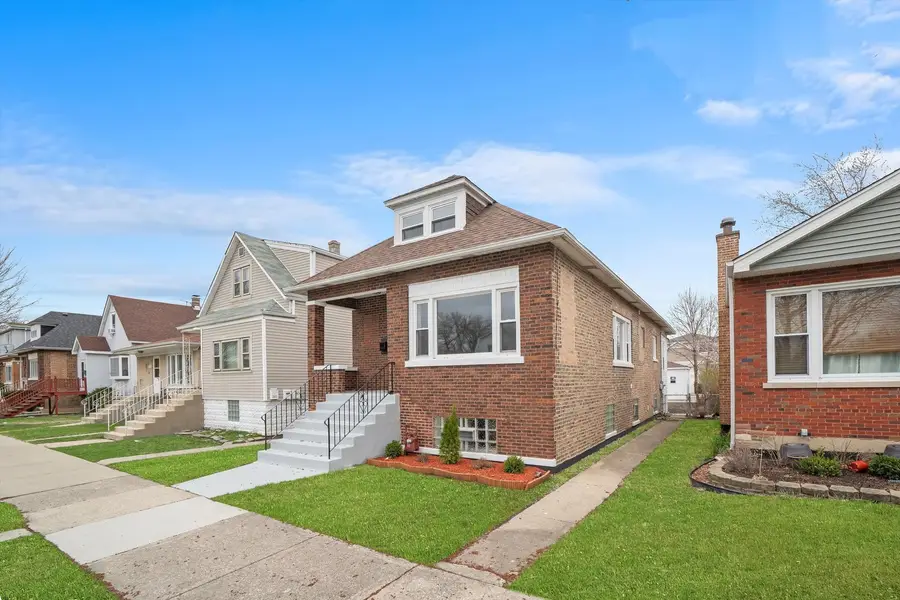 5237 S Long Avenue, Chicago, IL 60638 - #3