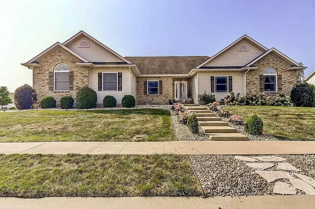 4800 Longfellow Drive, Springfield, IL 62711 - #1