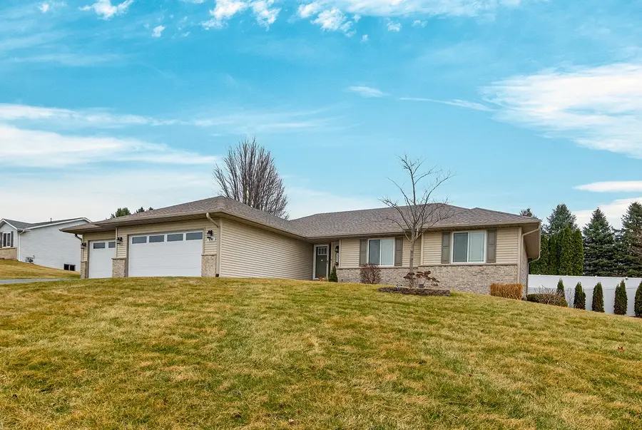 6302 Winchester Drive, Rockford, IL 61109 - #2