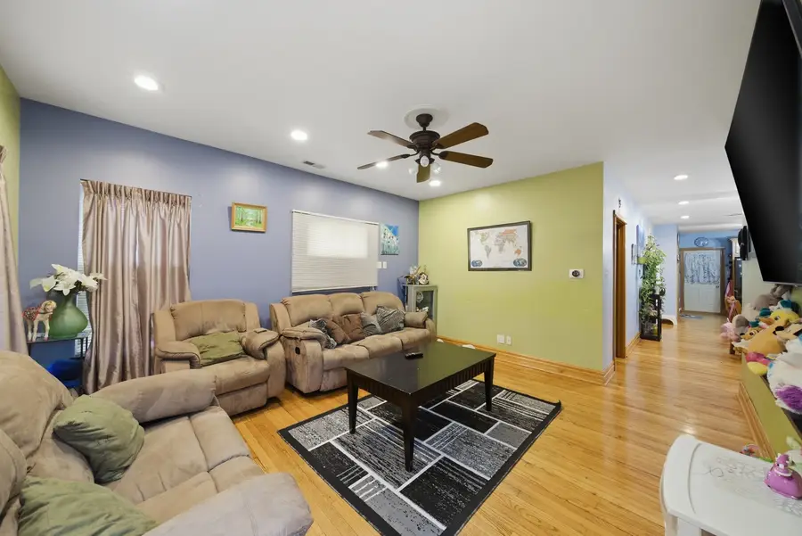 137 S 16th Avenue, Maywood, IL 60153 - #3