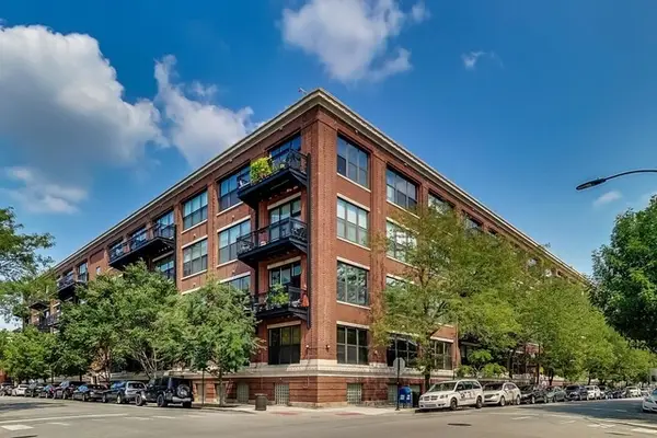 1040 W Adams Street #333, Chicago, IL 60607