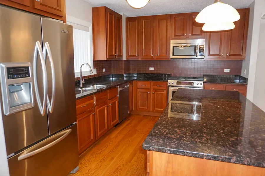 4811 N Olcott Avenue #515, Harwood Heights, IL 60706 - #3