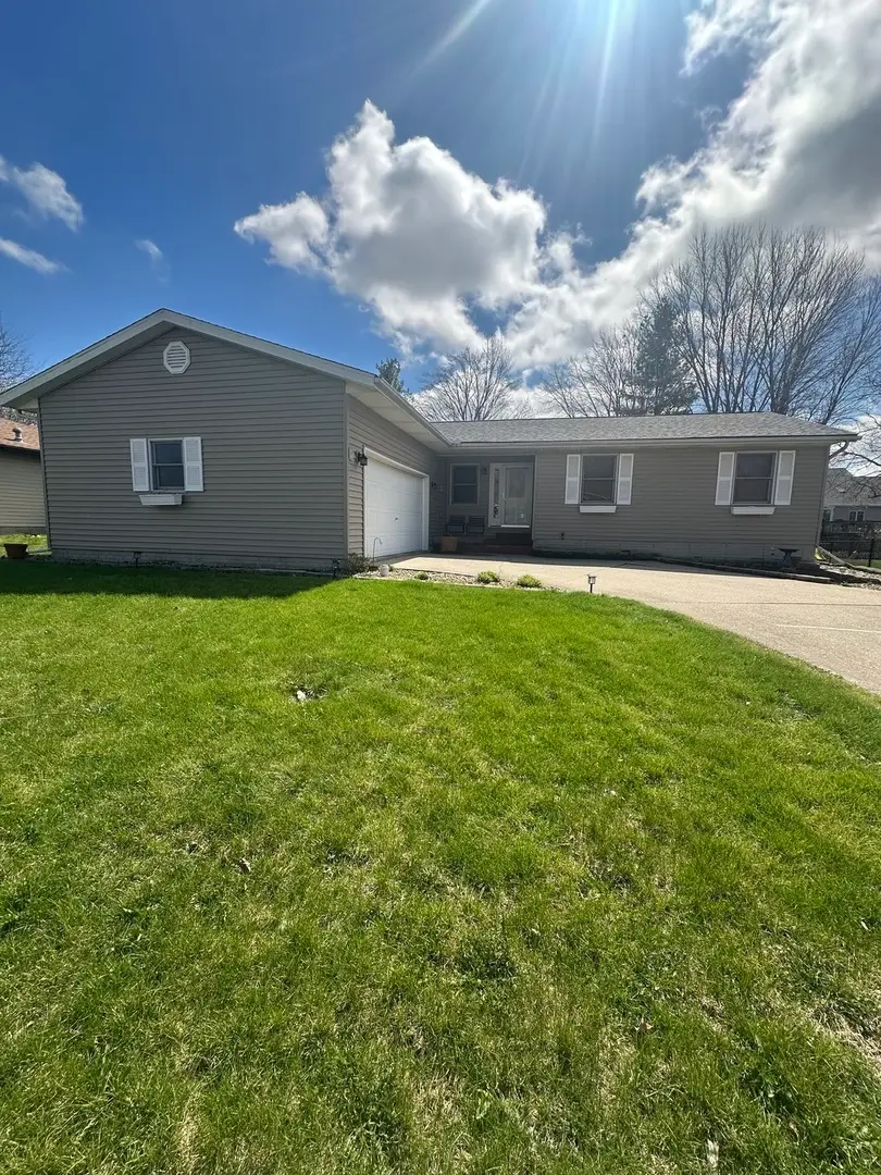 610 Kelley Drive, Heyworth, IL 61745 - #3