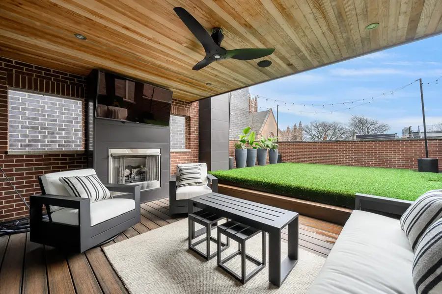 2047 N Bissell Street, Chicago, IL 60614 - #2