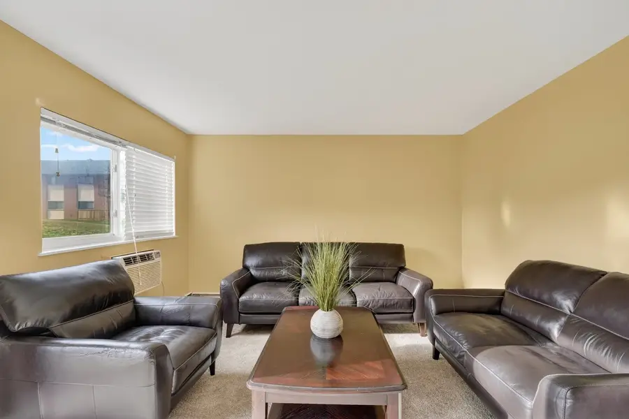 706 Marilyn Avenue #107, Glendale Heights, IL 60139 - #3