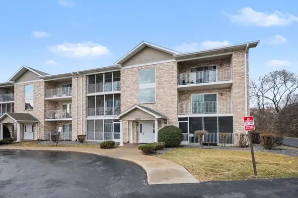16032 Crystal Creek Drive #2B, Orland Park, IL 60462