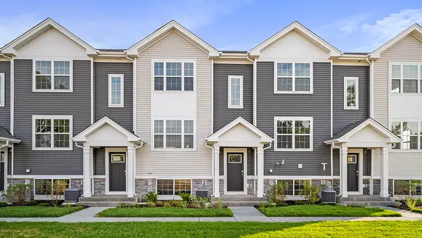 1437 Oakfield Lane, Pingree Grove, IL 60140