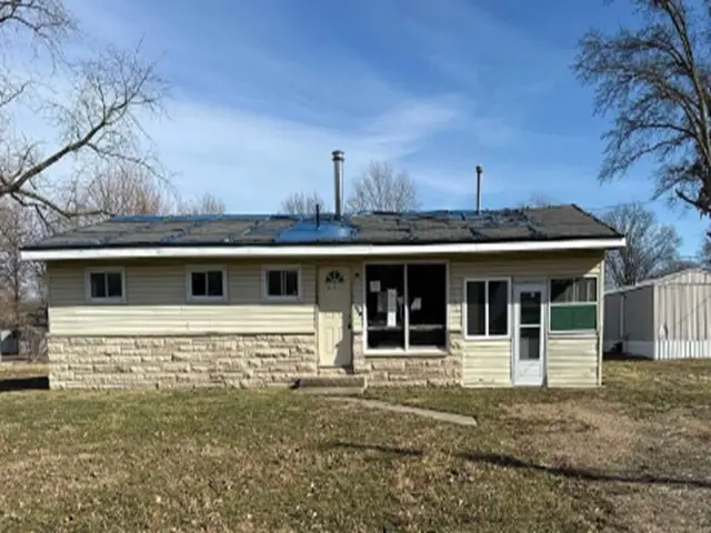 308 S 3rd Street, Brownstown, IL 62418 - #2