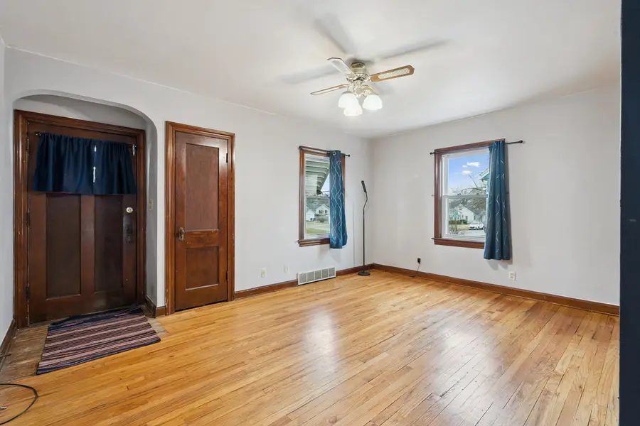 2627 College Avenue, Davenport, IA 52803 - #3