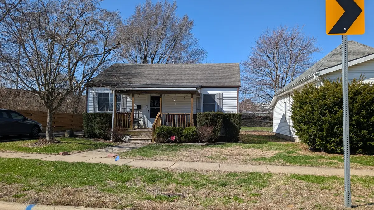 911 N Elm Street, Champaign, IL 61820 - #1