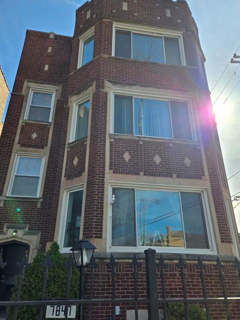 7847 S Paxton Avenue, Chicago, IL 60649 - #1