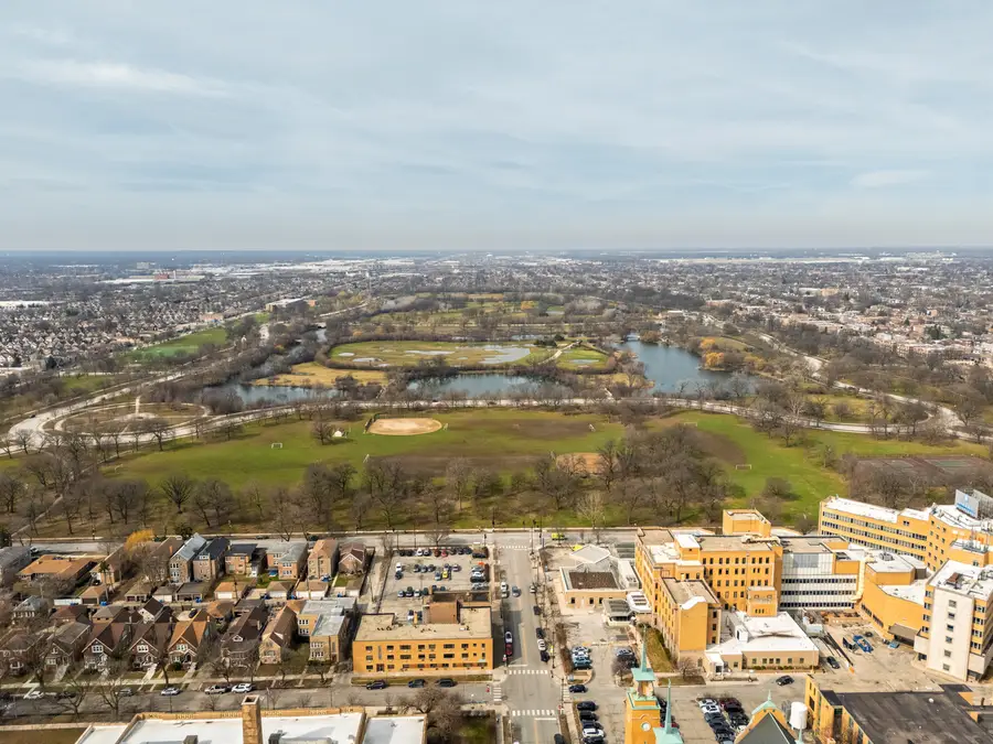 6825 S Rockwell Street, Chicago, IL 60629 - #3