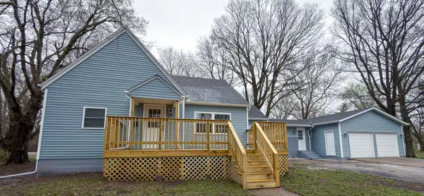 103 W 2nd Street, Broadlands, IL 61816