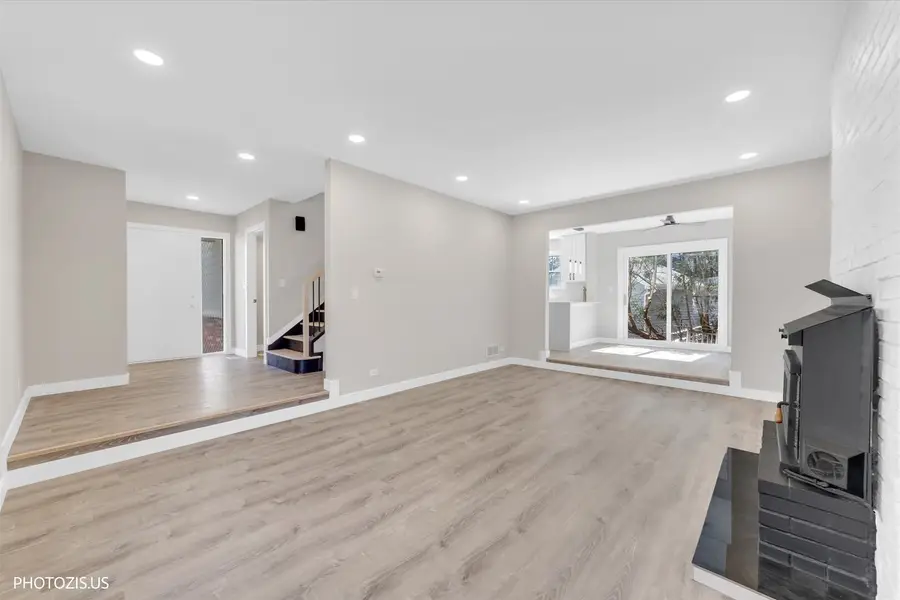 642 Williams Court, Gurnee, IL 60031 - #2