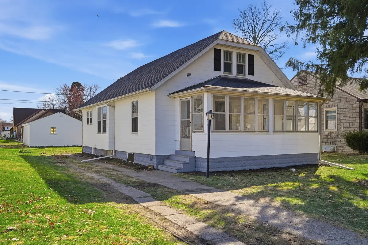 507 W 12th Street, Sterling, IL 61081 - #1