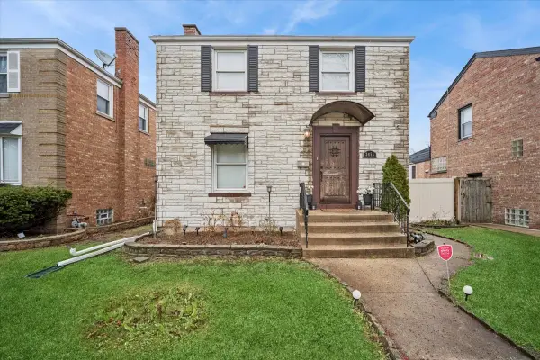 2455 Rhodes Avenue, River Grove, IL 60171