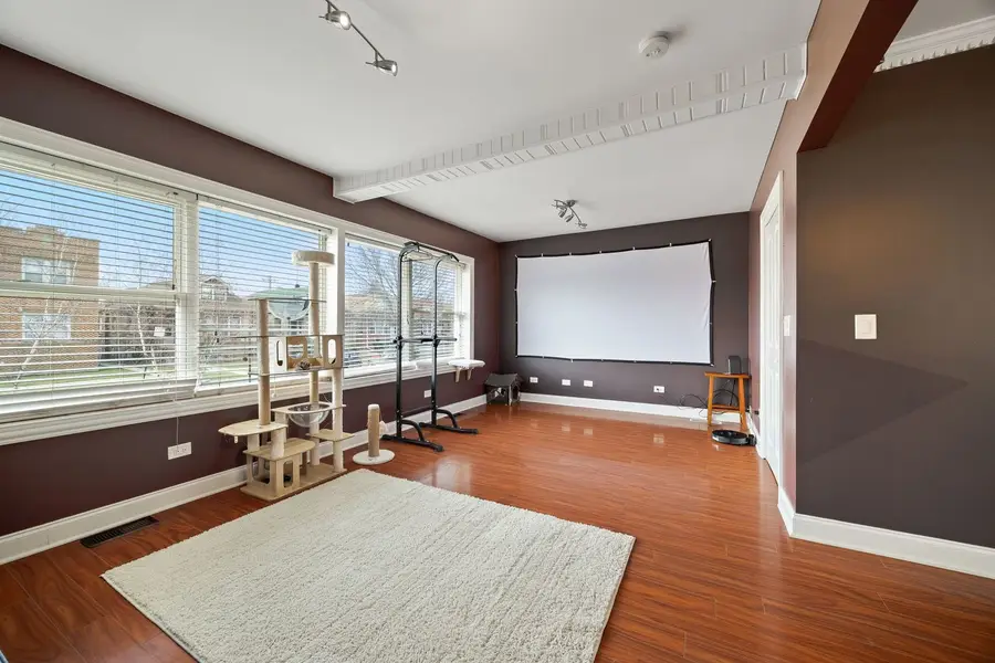 5700 W Melrose Street, Chicago, IL 60634 - #3