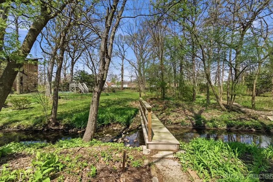 1304 Gilbert Avenue, Downers Grove, IL 60515 - #2