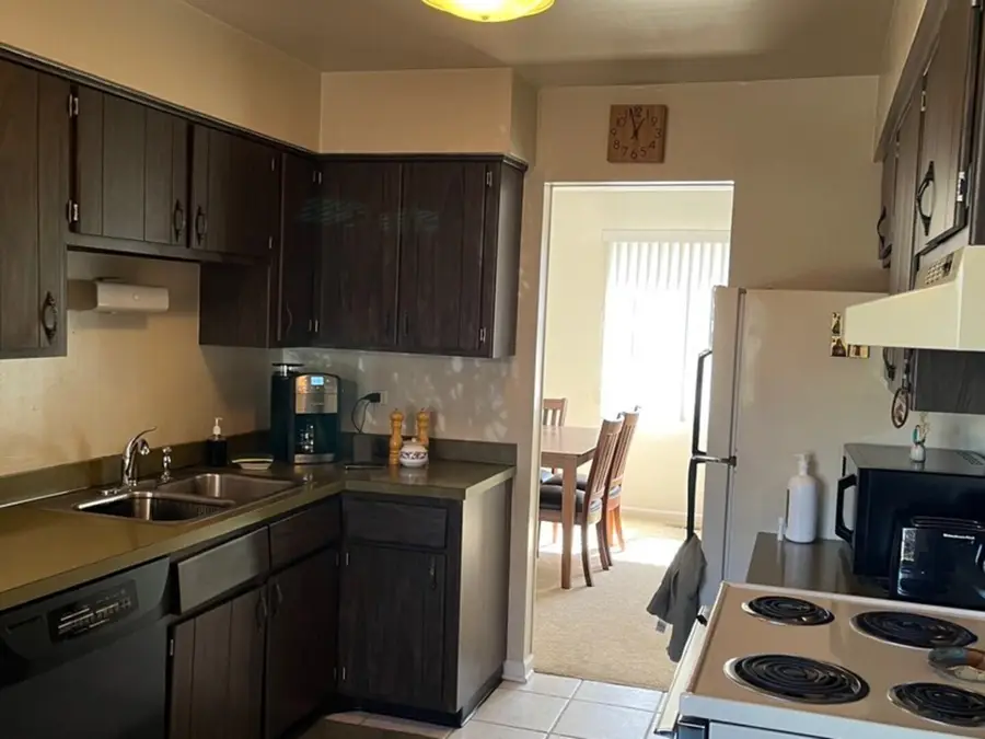 1690 Darwin Court, Wheaton, IL 60189 - #3