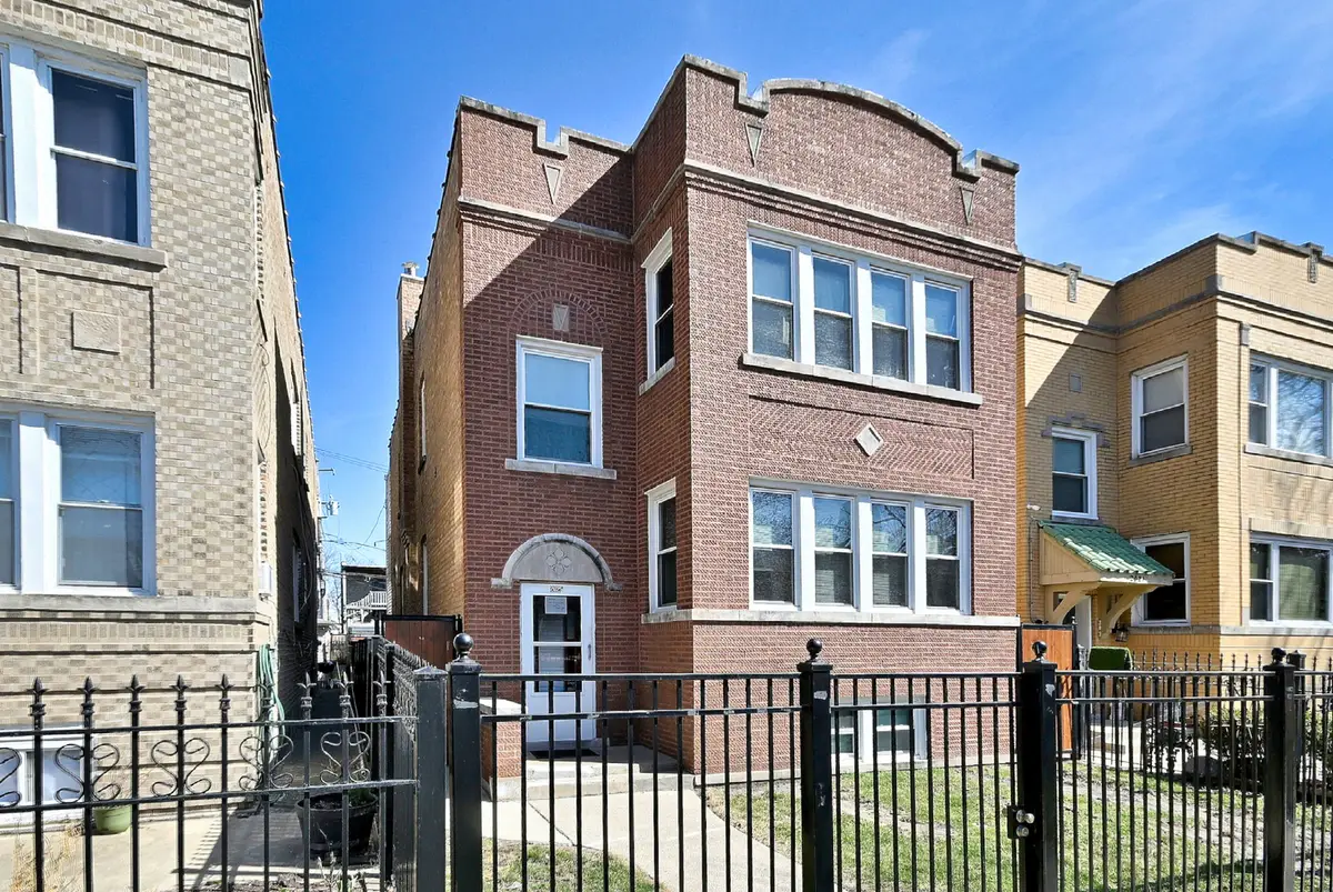 2025 N Laporte Avenue, Chicago, IL 60639 - #1
