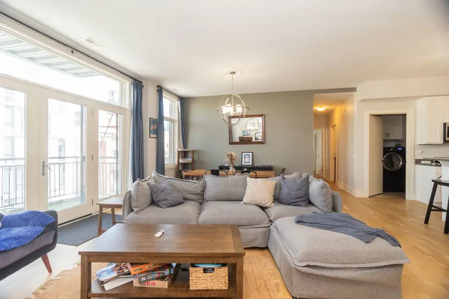 711 W Grand Avenue #402, Chicago, IL 60654 - #3