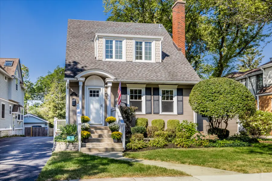 4616 Grand Avenue, Western Springs, IL 60558 - #2