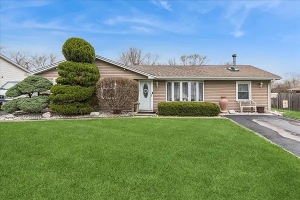 19216 John Kirkham Drive, Romeoville, IL 60446