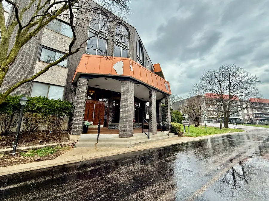 4900 Foster Street #407, Skokie, IL 60077 - #2