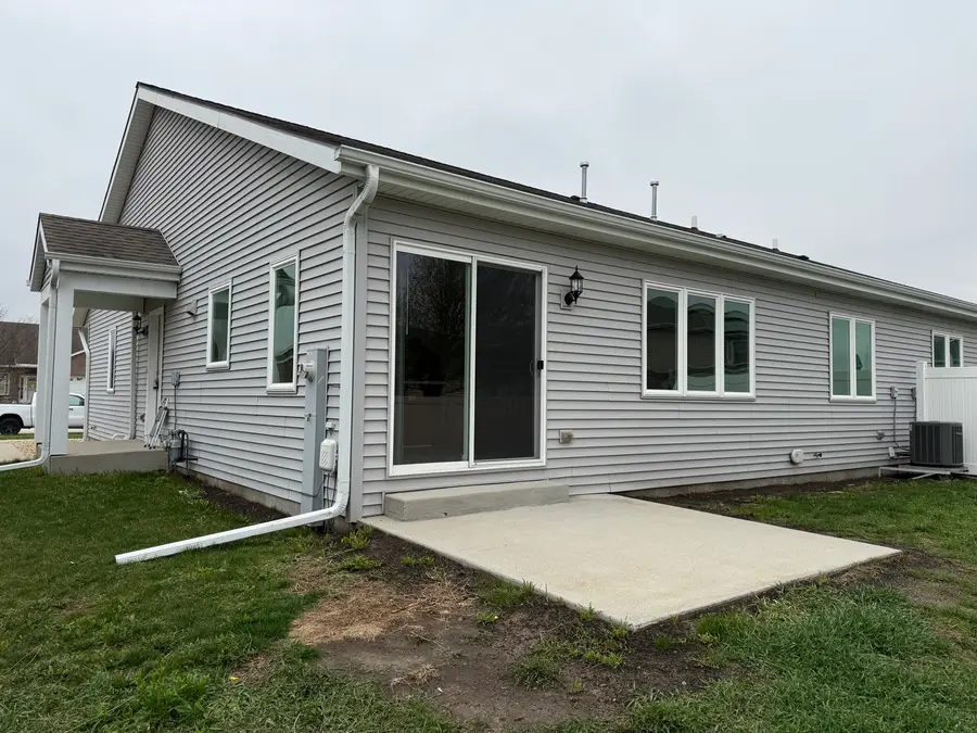 922 Bergera Street W, Braidwood, IL 60408 - #2