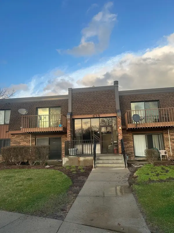 635 Limerick Lane #1A, Schaumburg, IL 60193