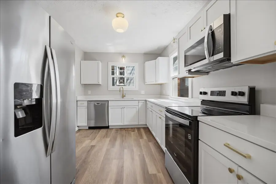 503 E Chestnut Street, Bloomington, IL 61701 - #2