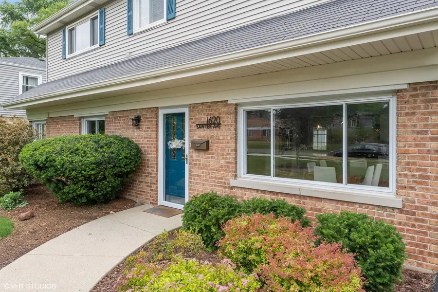 1620 Sawyer Avenue, Glen Ellyn, IL 60137 - #2