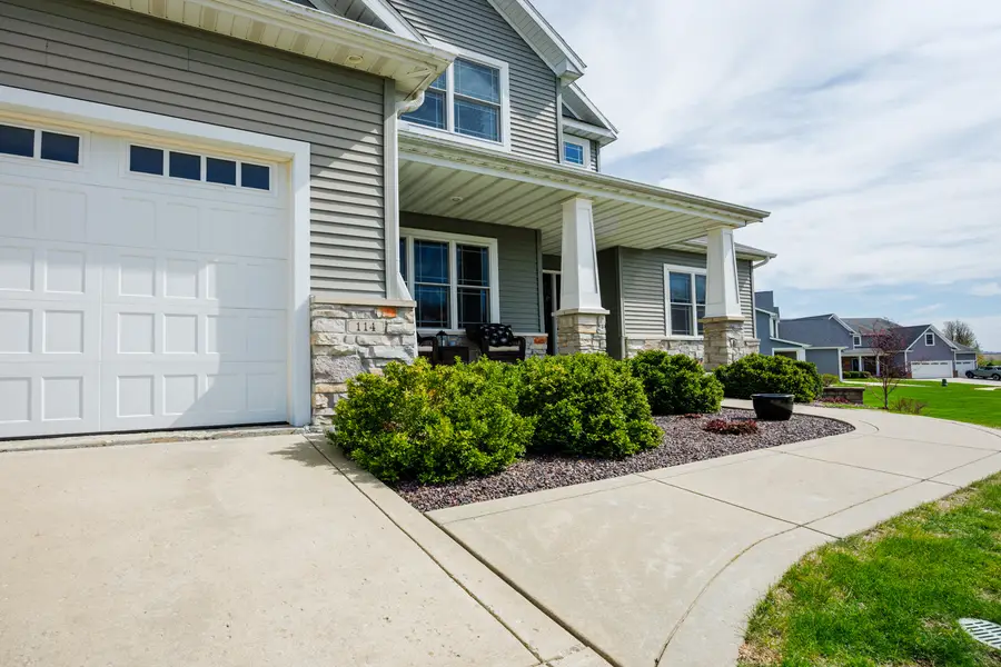 114 Mallard Way, Hudson, IL 61748 - #2