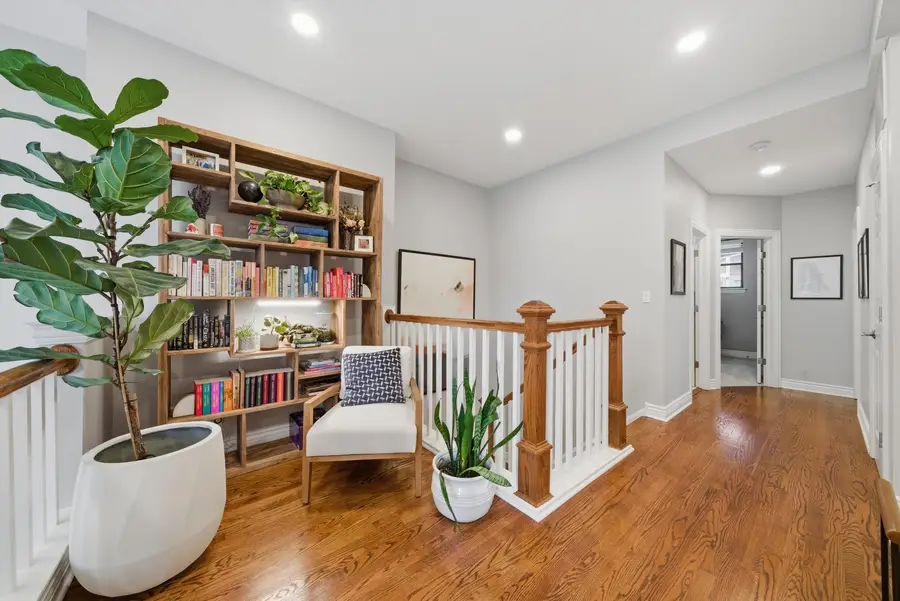 1054 W Armitage Avenue, Chicago, IL 60614 - #2