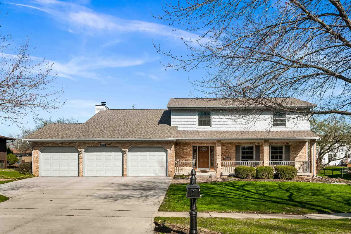 2203 Oakwood Avenue, Bloomington, IL 61704 - #1