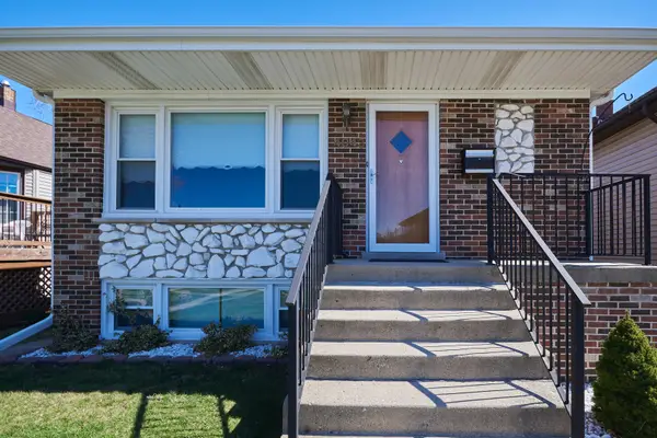 4043 N Wagner Avenue, Schiller Park, IL 60176