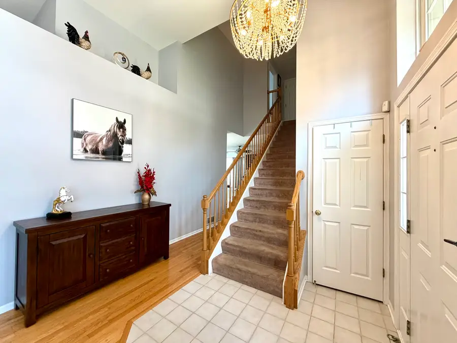 2123 Skylane Drive, Naperville, IL 60564 - #2