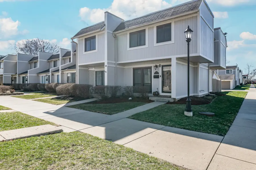 556 Chard Court, Grayslake, IL 60030 - #2