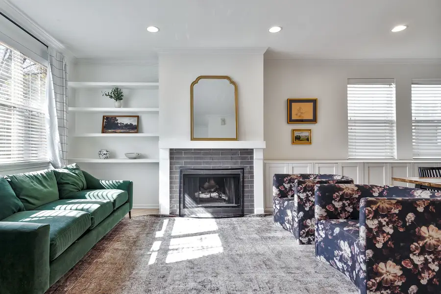 1825 N Wilmot Avenue, Chicago, IL 60647 - #2