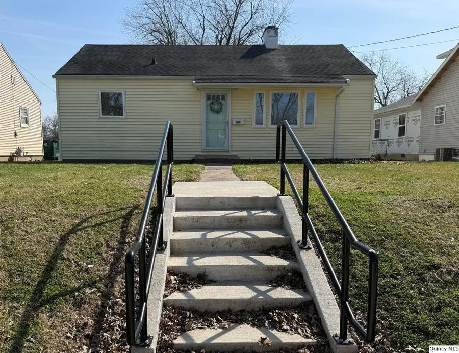 1522 Adams Street, Quincy, IL 62301 - #2