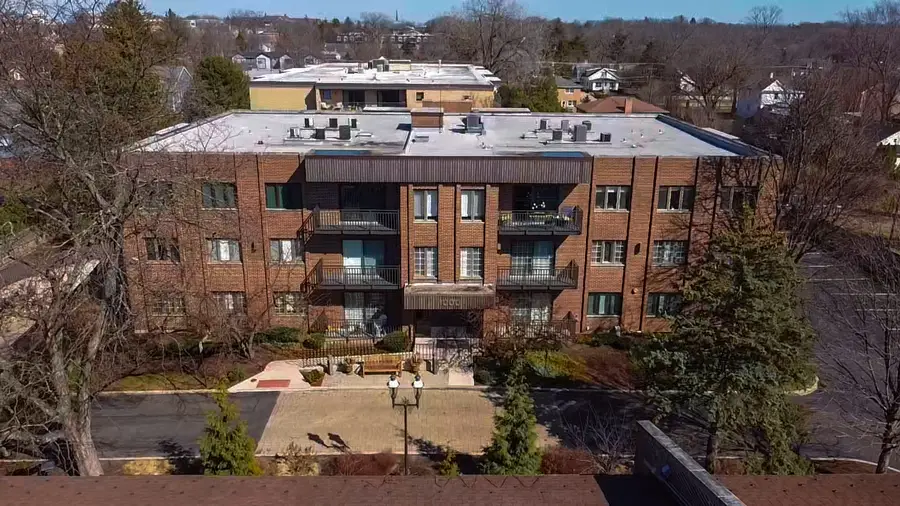 1000 Deerfield Road #304, Highland Park, IL 60035 - #2