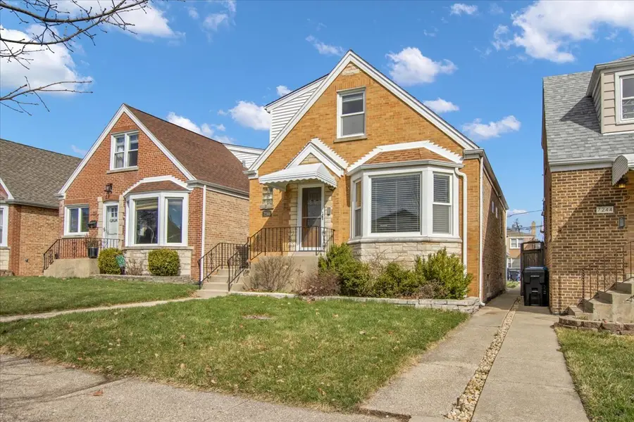 7246 W Fitch Avenue, Chicago, IL 60631 - #2