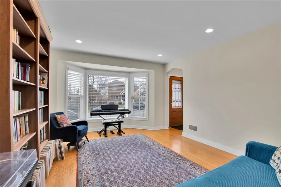 7246 W Fitch Avenue, Chicago, IL 60631 - #3