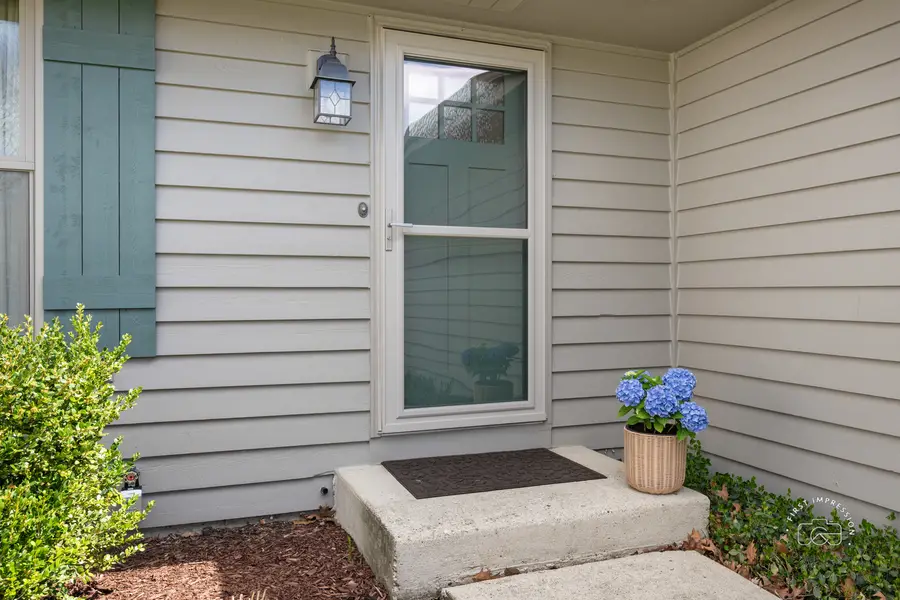 2512 Leach Drive, Naperville, IL 60564 - #2